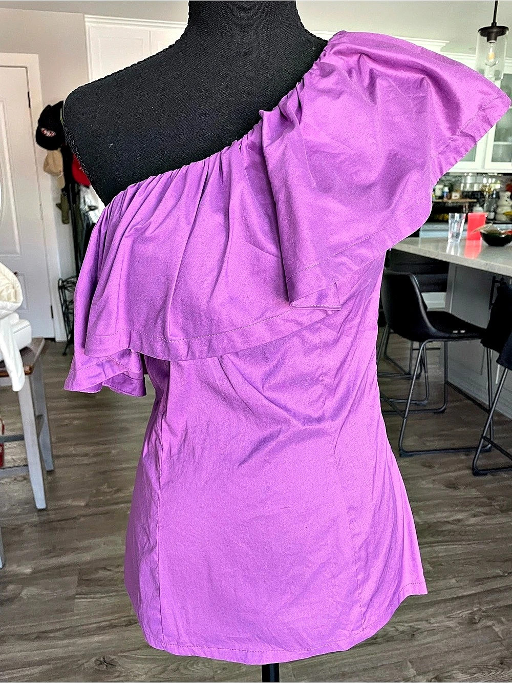 Trina Turk Purple One Shoulder Ruffle Blouse Top Size 0 Asymmetric Cotton
